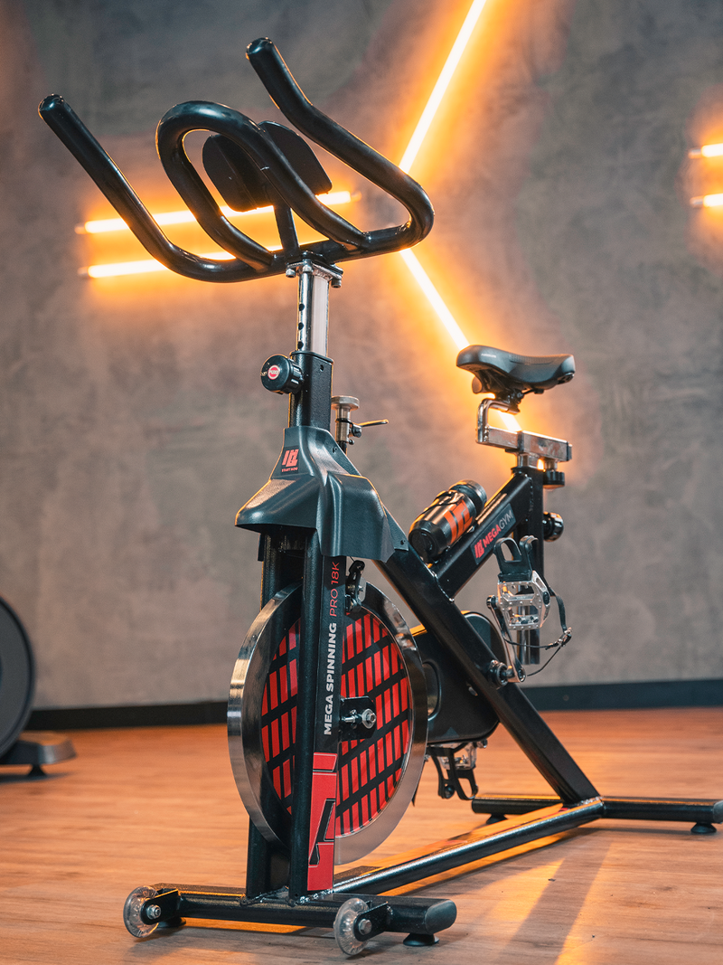 Bike Mega Spinning 18K Bicicleta Indoor Profissional